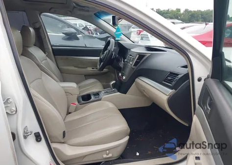 2010 Subaru Outback 2.5I Premium z USA, uszkodzony, nr VIN 4S4BRCGC8A3384587